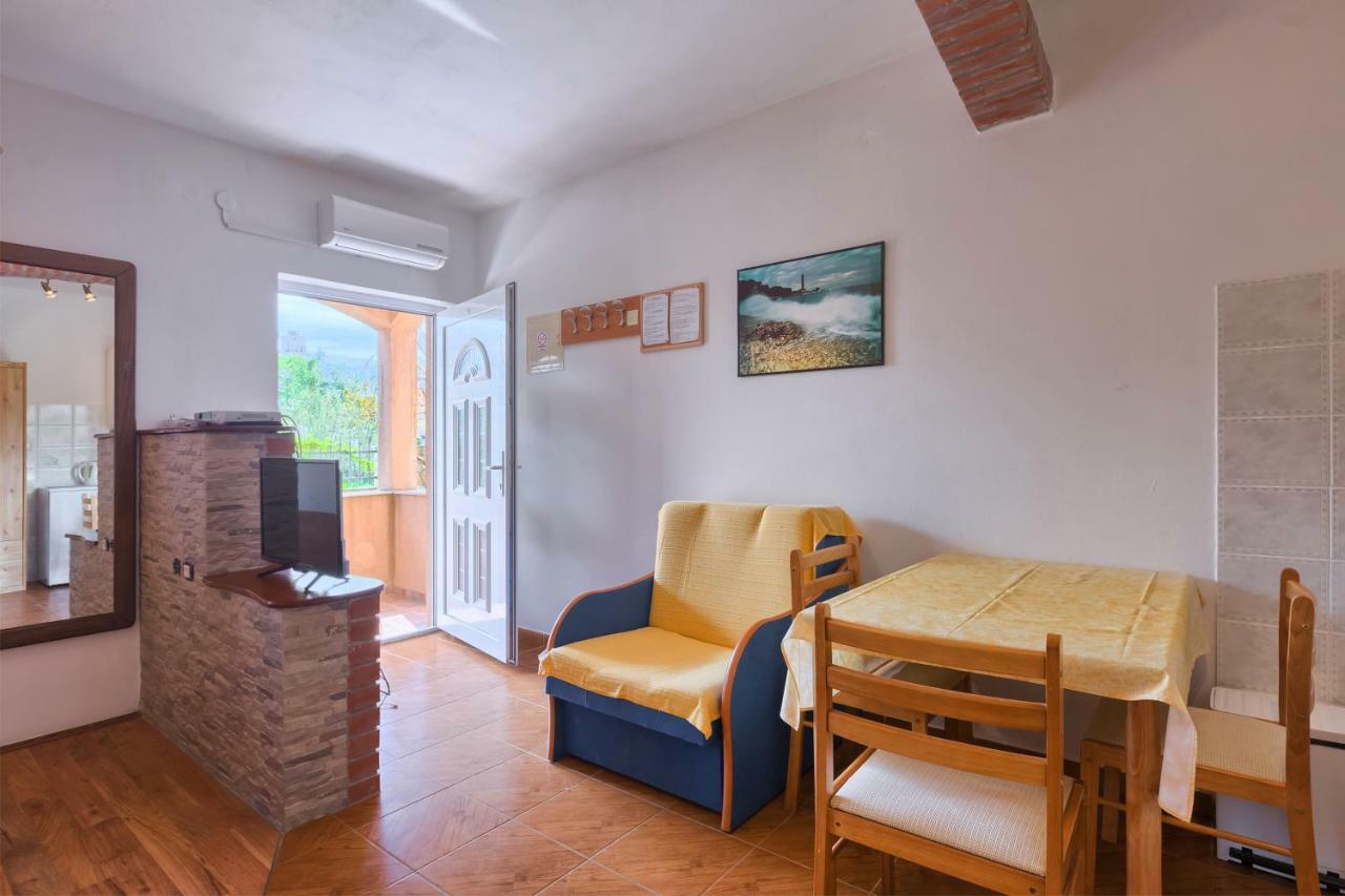 Vila Milla Premantura Ngoại thất bức ảnh